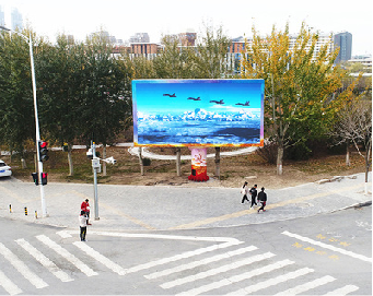 玉龙户外大屏广告投放要点。