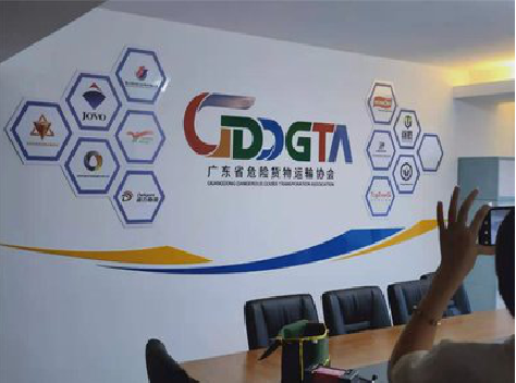 玉龙公司走廊文化墙如何设计布置？